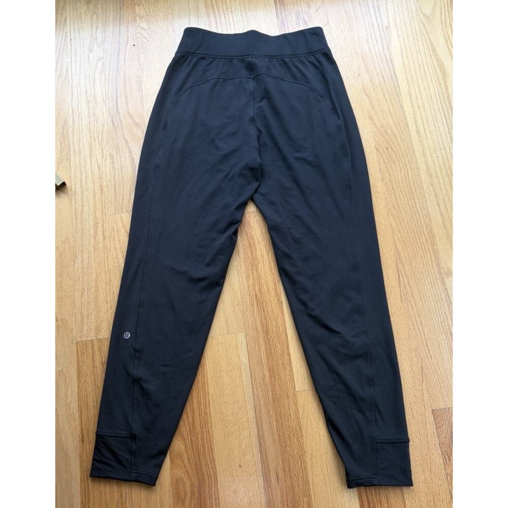 Women’s Black Lululemon High Rise Joggers With Drawcord And Pockets Size 6